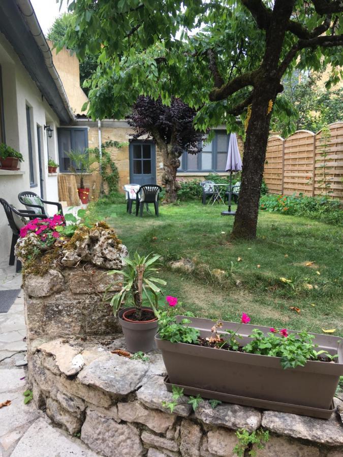 Un Jardin En Ville 萨尔拉拉卡内达 外观 照片